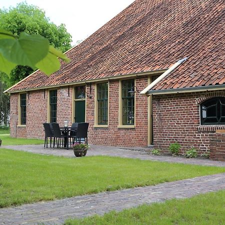 Hoogheem Erfgoed & Logies Villa Nieuwolda-Oost ภายนอก รูปภาพ