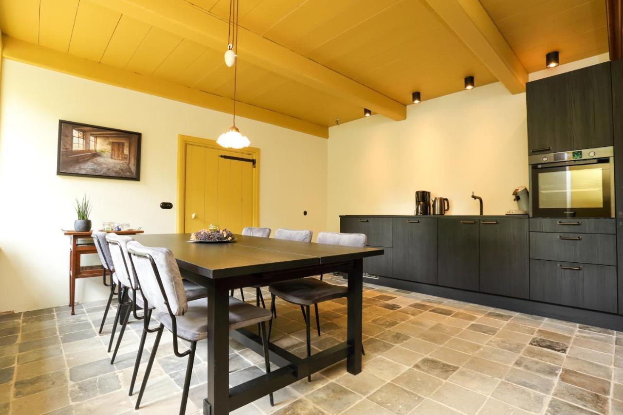 Hoogheem Erfgoed & Logies Villa Nieuwolda-Oost ภายนอก รูปภาพ