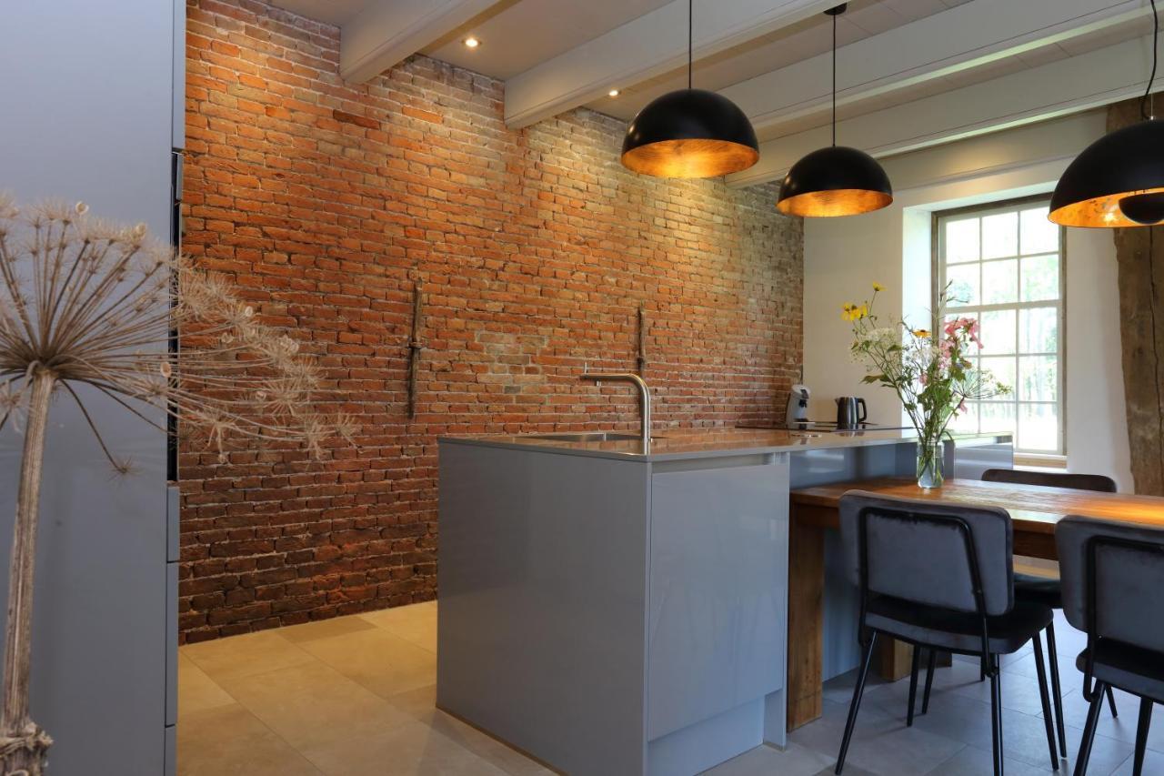 Hoogheem Erfgoed & Logies Villa Nieuwolda-Oost ภายนอก รูปภาพ
